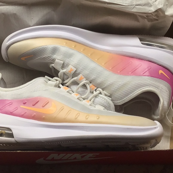 Nike Shoes - SOLD!! Nike Air Maxis 💛 size 7 💛 —NWT!
